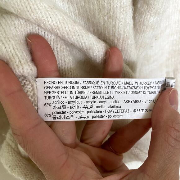 Stradivarius Cream Frayed Hem Turtle Neck Pullover Sweater Women's XS - Picture 5 of 6